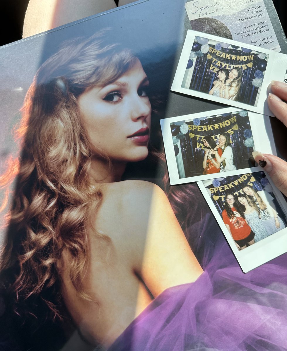 cornelilystreet's tweet photo. you are the best thing that’s ever been mine 🫶🏻💟 #SpeakNowTaylorsVersion  @pinkskyswift @easyformetodo @taylornation13 @taylorswift13 @angsoitgoes @bridgecityswift https://t.co/FhxFxV5wOA