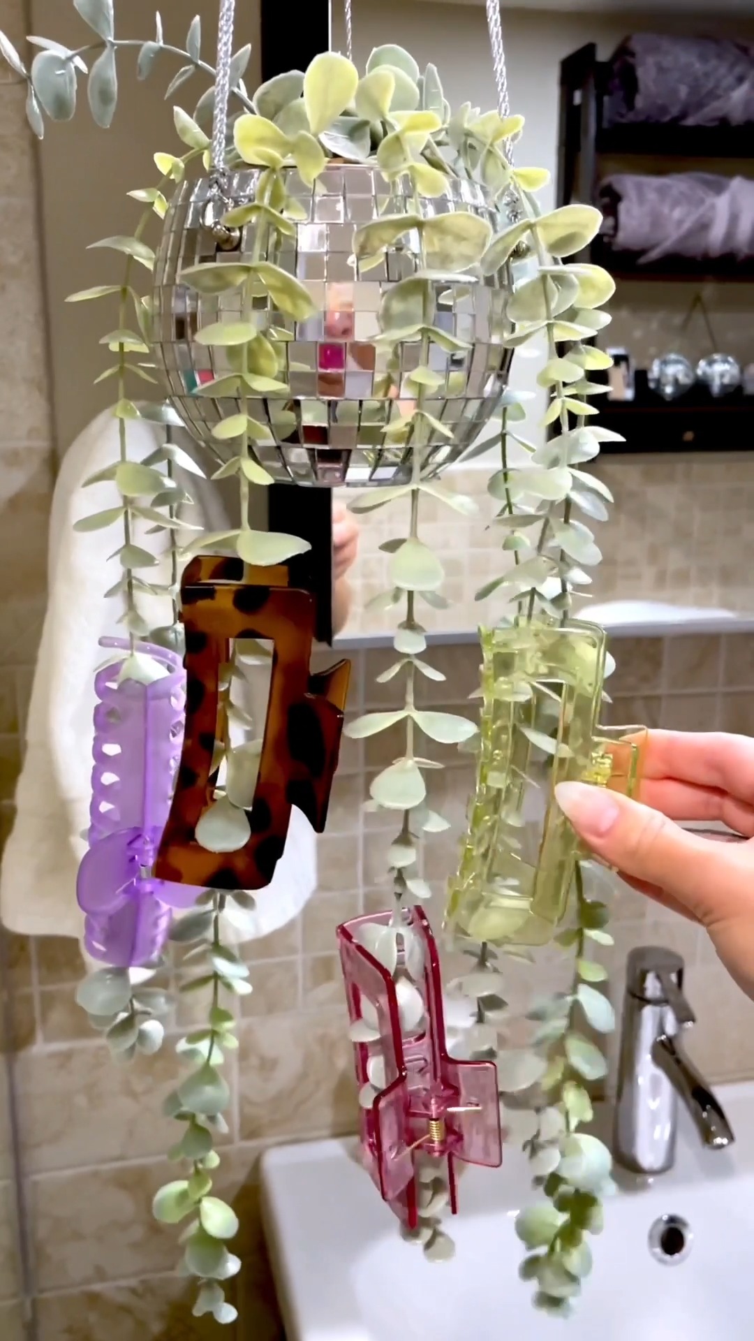 Five Below on Twitter "wait, this is honestly so smart. 🤩🪩 organize