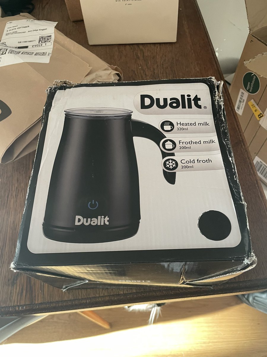 ColinWilson68's tweet photo. @AmazonUK https://t.co/yLTGVGQe58