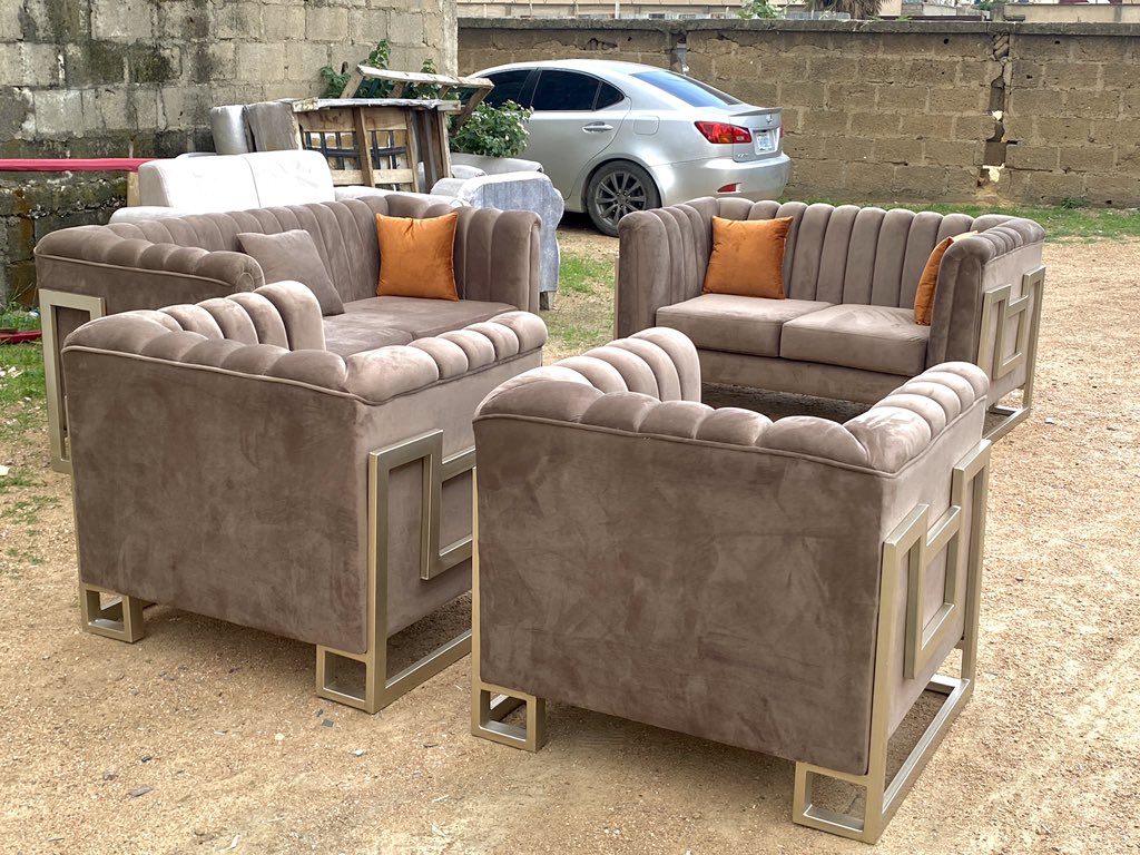 IgFurniture's tweet photo. Perfect 🔨🤗 https://t.co/Zp0k1gtayb