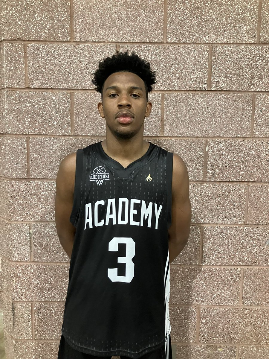 Elite_AcademyPA's tweet photo. Sharp shooting SF @XavierSpears10 capped off a solid weekend with a 25pt 6reb (4 3pt shots made) in the Championship game win https://t.co/8Yw19Fmt6i