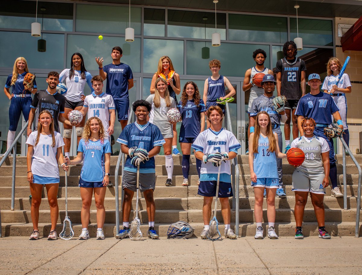 Look good, play good. 👀🔥
New unis are in! Check out our insta for the full media day drop coming 🔜