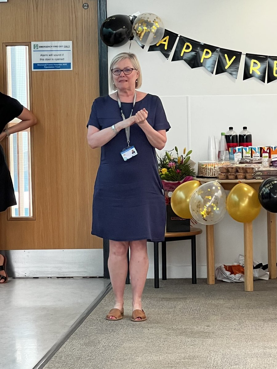 Today we said a fond goodbye to Sharon Bentley, Ops Mgr for Ophthalmology who retired today after a fantastic career of >25 years in the NHS. Sharon will be massively missed by all her friends and colleagues @SFHFT @Bala_Srin @terri_munson @ChloeWardSFHT @ashmrac @EllieArnoldSFH