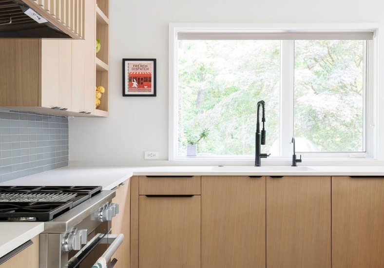 Atlas_Stone_Fab's tweet photo. Another angle of these Cloudburst Concrete countertops by caesarstone us
@ferriscustomcabinetry @hxharchitects
#kitchen #renovation #remodel #countertops #quartz #caesarstone #concrete #white #counters #custom #home #homedecor #interiordesign https://t.co/RCFGlWpay6