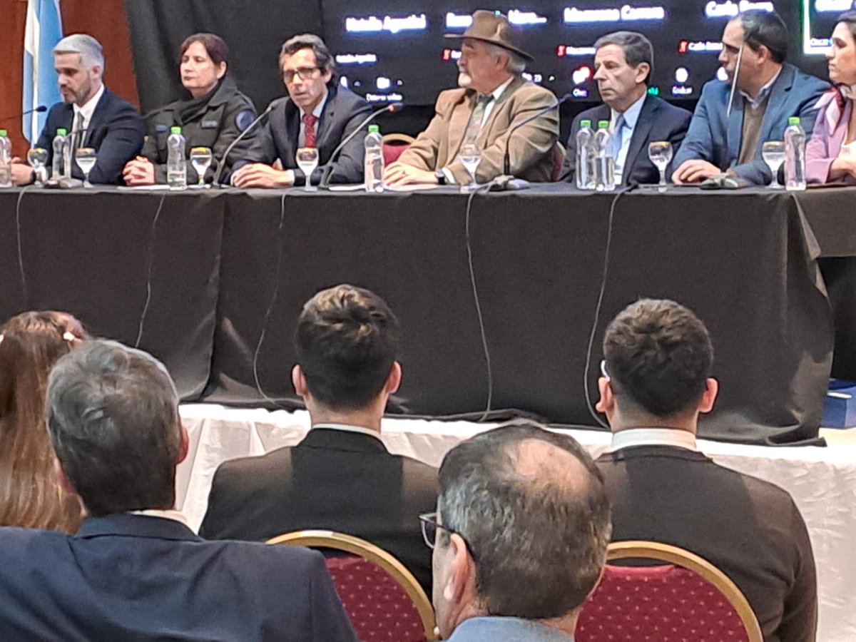 OAChubut's tweet photo. En el Predio Ferial de Comodoro Rivadavia, damos comienzo a la Il Jornada - Capacitación - Taller "La Corrupción como Facilitadora de la Trata de Personas. Género, Explotación Laboral y Extorsión", organizada por la Oficina Anticorrupción. https://t.co/zAFUlqE8TQ