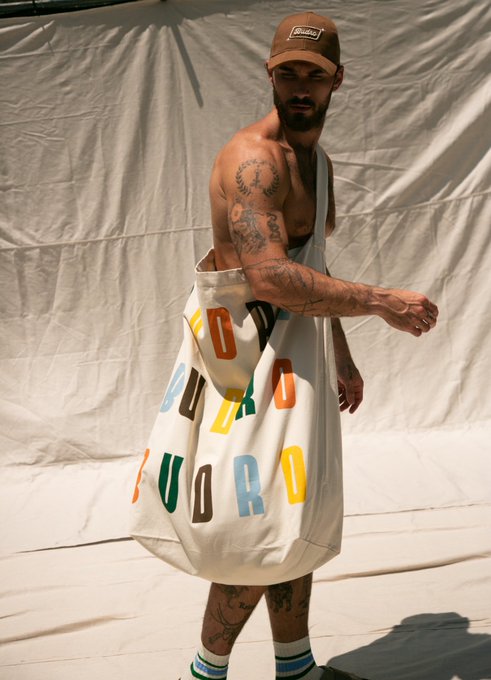 I got a Big sack https://t.co/OaxGJgmAyM https://t.co/gTqKFqtkXX<a href="/tag/doingbirdmagazine"class="tags"><span>#doingbirdmagazine</span></a><a href="/tag/doingbirdnineteen"class="tags"><span>#doingbirdnineteen</span></a>