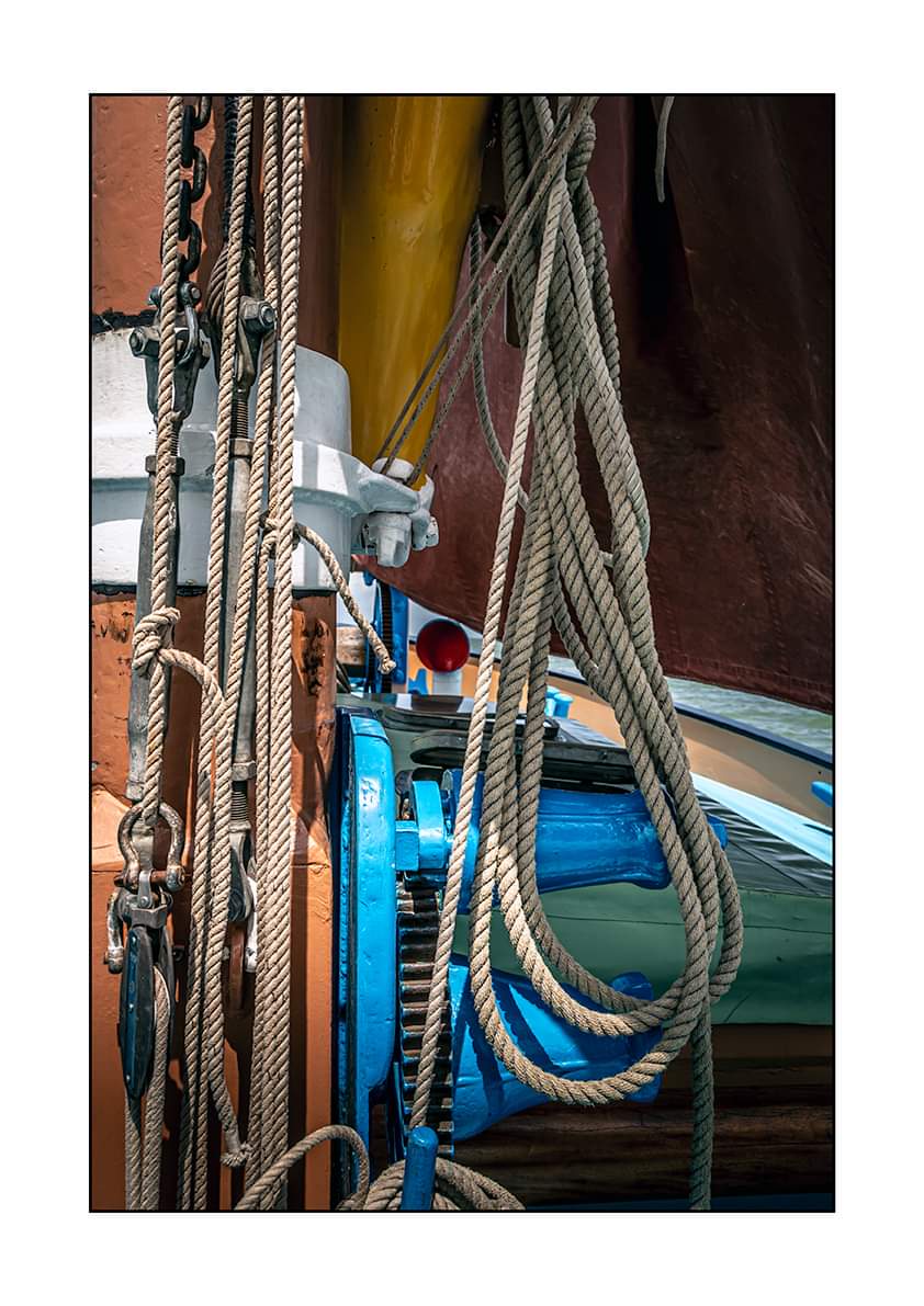 george_fisk's tweet photo. Rigging #whitstable #greatbritishcoast #harbour #greta #thamesbarge #kentcoast #trips #detail #bookfor2023 #portraitview #littleships #historic @GretaBarge1892 https://t.co/MxJSoW6NL5