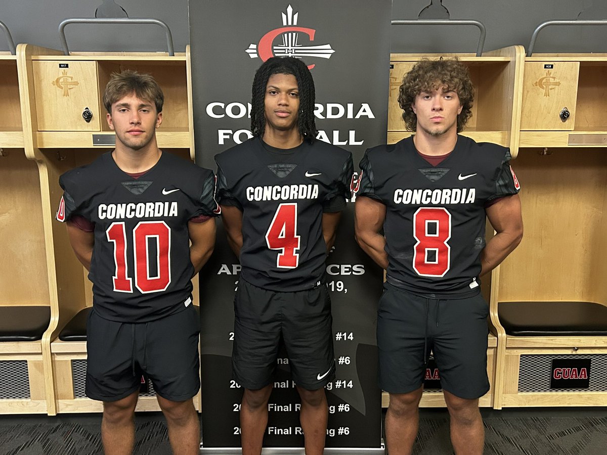 Had a fun visit with <a href="/NicholasFinn12/">Nicholas Finn</a> &amp; <a href="/LewisSchadler/">Kyle Lewis-Schadler</a> at Ann Arbor Concordia. Thanks to <a href="/D_Green45/">Devin Green</a> <a href="/CUAA_Football/">Concordia Football</a>!