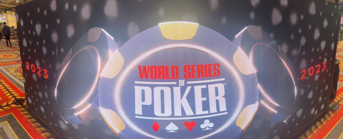 NorthShorePlaid's tweet image. Got my first #RoyalFlush at #WSOP #dailydeepstack.  Cashed 54th out of 460!