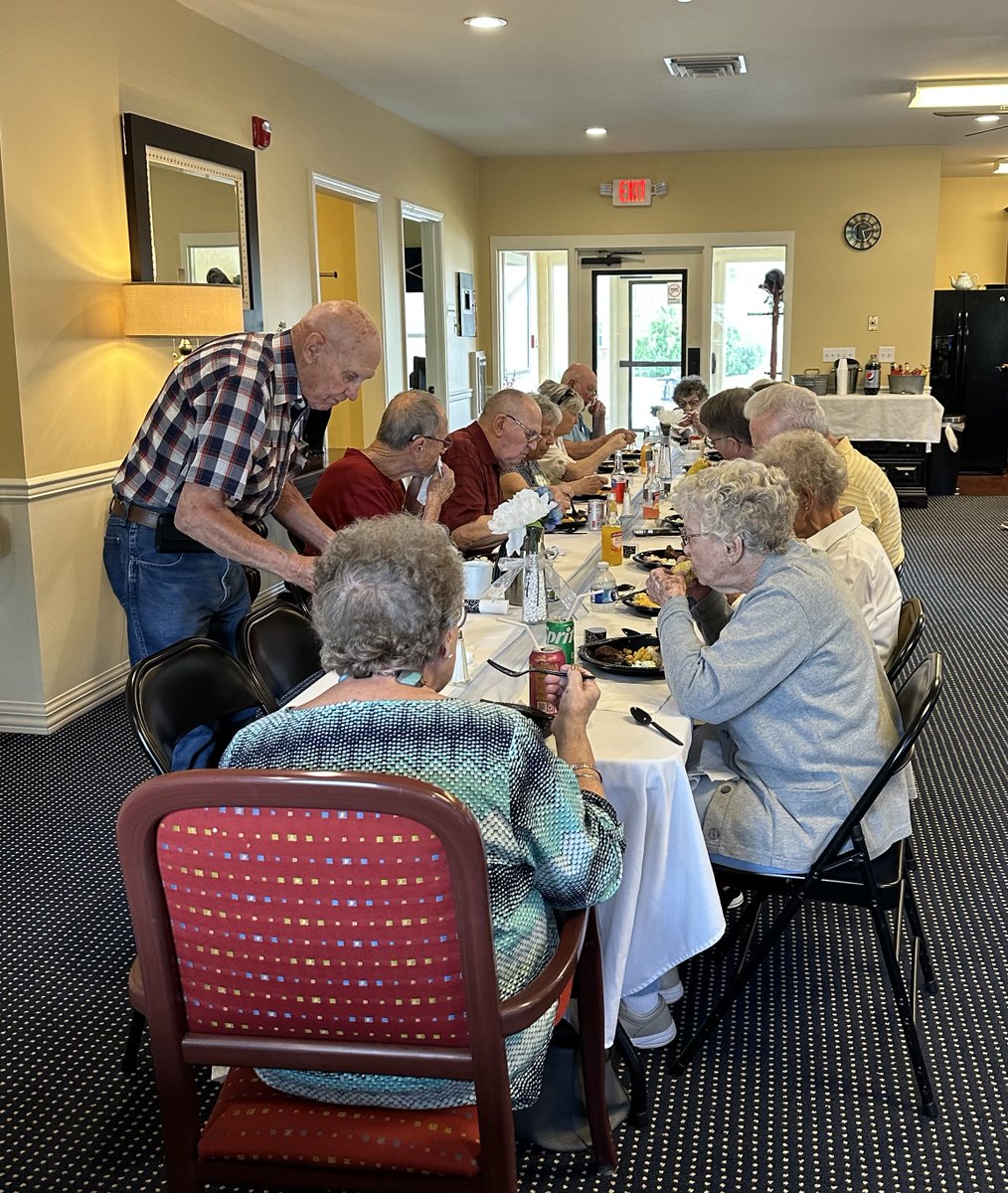 SpringhurstHC's tweet image. Our Villa residents thoroughly enjoy their Happy Hours on Friday!
#LifeIsFunAtTheVilla