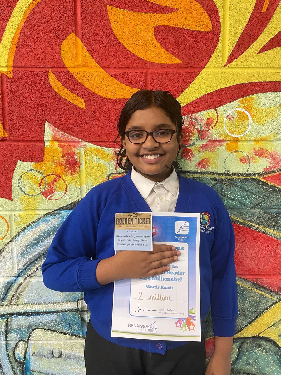 Fosse_TMET's tweet photo. ⭐️ These two super stars have read an amazing 2 million words this year! They will get to go on another trip to celebrate their success. ⭐️#rmreading #proud #achieve https://t.co/gYBQAAJhOg