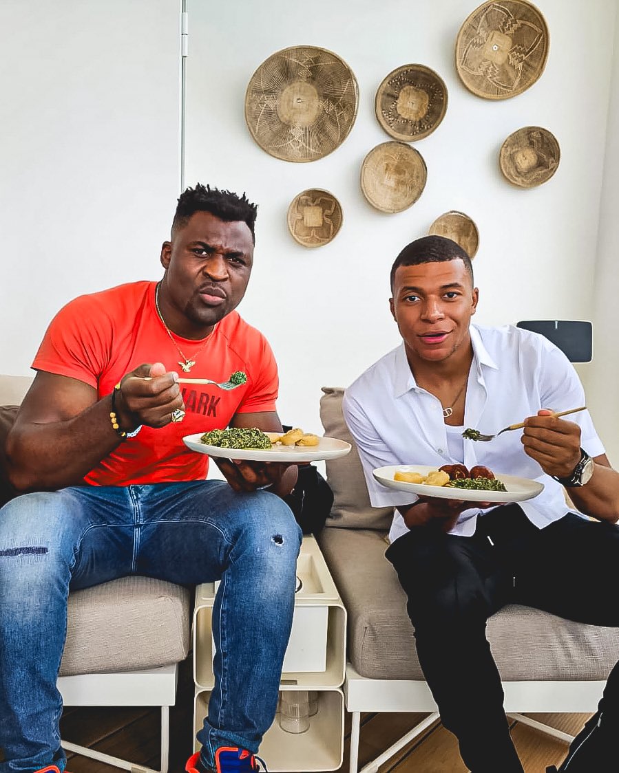 Francis Ngannou tweet media