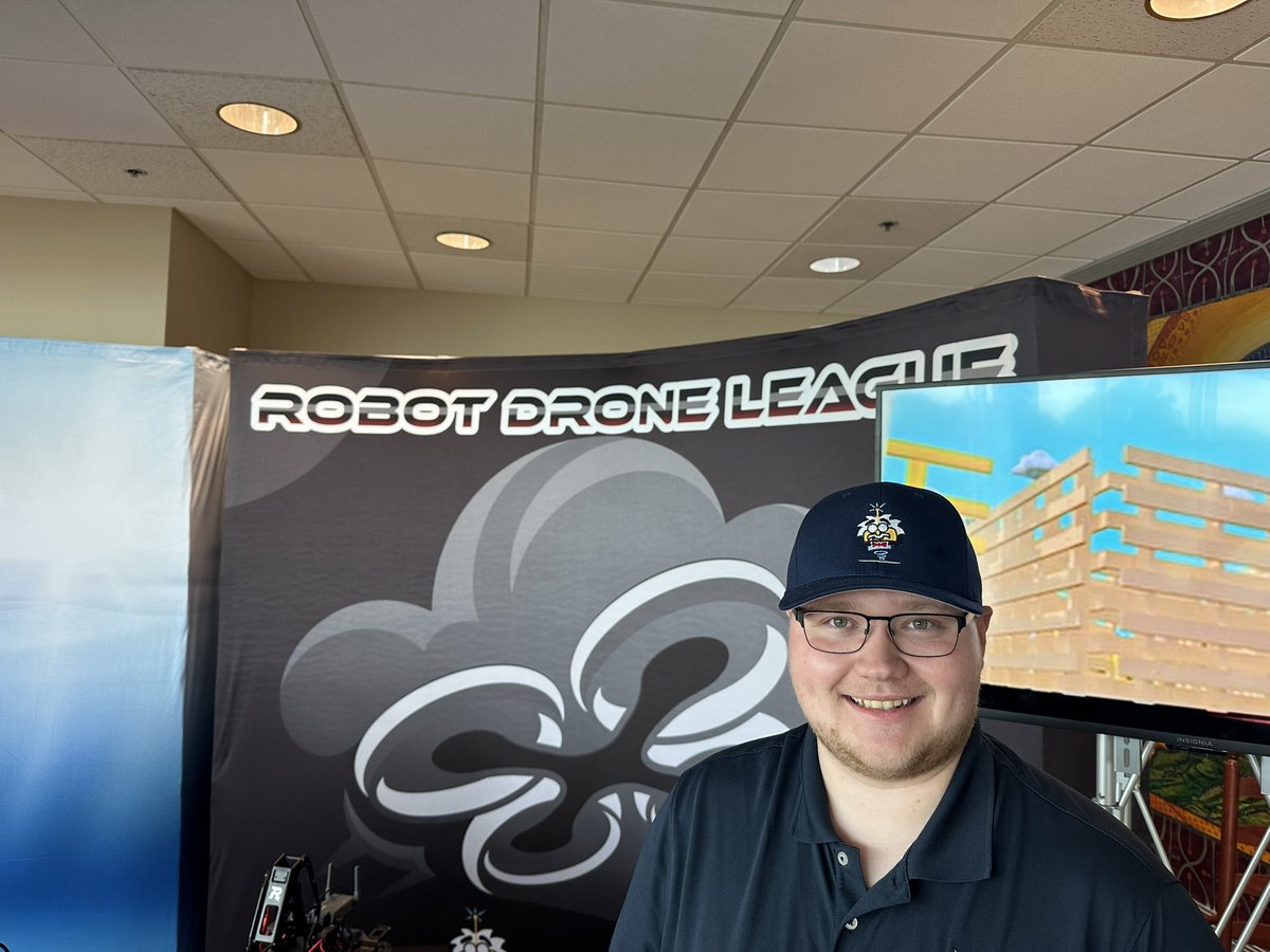 streamworksed's tweet photo. Awesome day at Tech Splash 2023! Amazing STEM folks from all over Virginia doing what matters for the sake of our kids futures. Thank you Southwest Virginia Higher Education Center for hosting. 
#techsplash23 https://t.co/PVU6eTkdY8