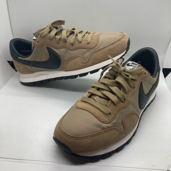 PamEstill's tweet photo. So good I had to share! Check out all the items I'm loving on @Poshmarkapp from @bmyers2017 #poshmark #fashion #style #shopmycloset #oldnavy #superdown #nike: https://t.co/MRXwU9uQgO https://t.co/6ucPzKyPe4