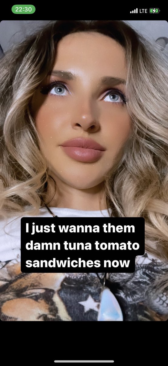 tinyxtunes's tweet image. 