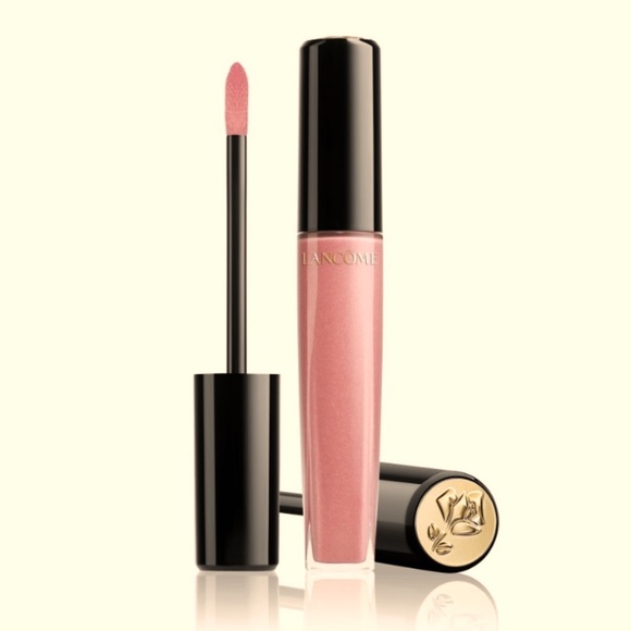 So good I had to share! Check out all the items I'm loving on <a href="/Poshmarkapp/">Poshmark</a> #poshmark #fashion #style #shopmycloset #maccosmetics #sephora #lancome: posh.mk/80X7qPtpfBb