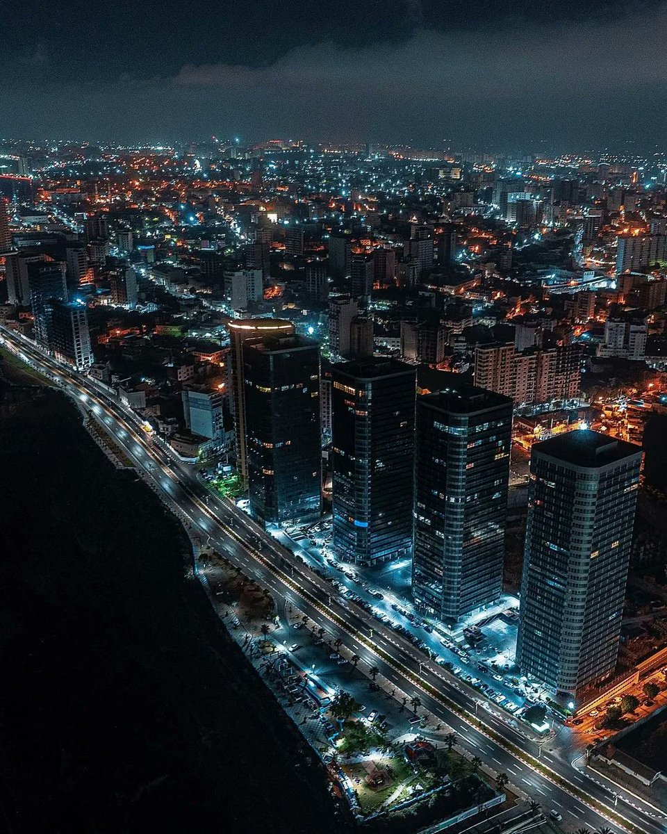 RAYM_SEE's tweet photo. @AfricaViewFacts Après des mois, l'Algérie🇩🇿 lancera de nouvelles choses qui ont été créées et progresseront de plus en plus, devenant peut-être derrière l'Afrique du Sud https://t.co/NHPQnT6jmC