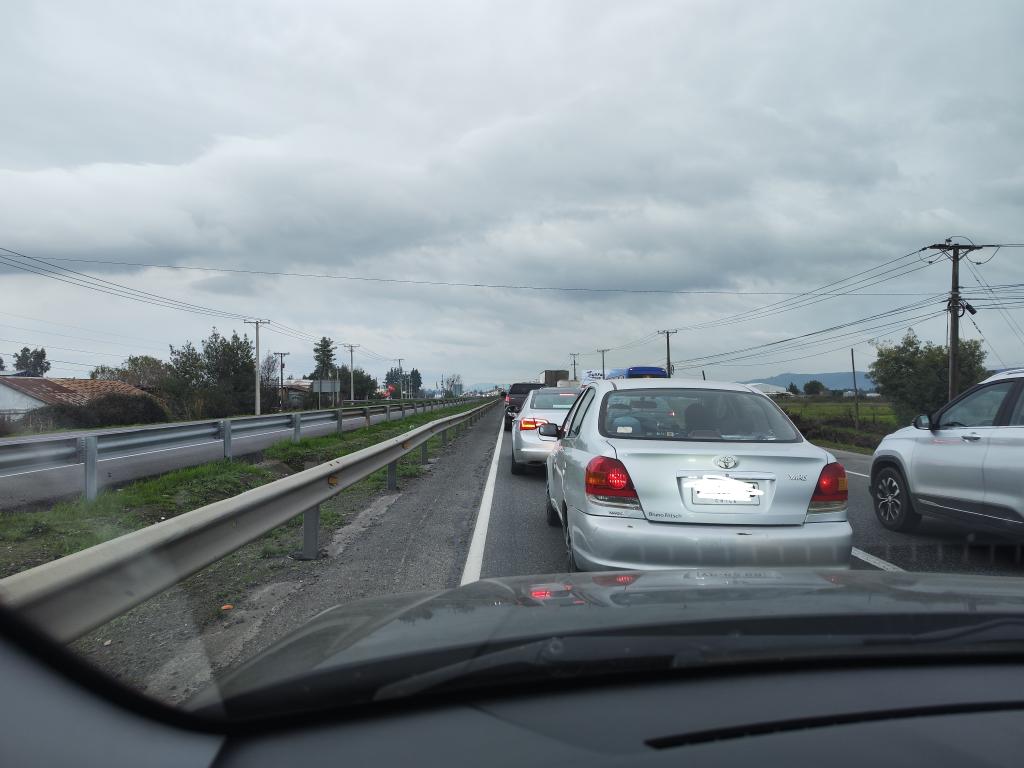 xuxumeitor's tweet photo. Tillibleh taco llegando a Talca... parece que hubo un accidente brígido...😩
#5Sur https://t.co/fNvrONTzh2
