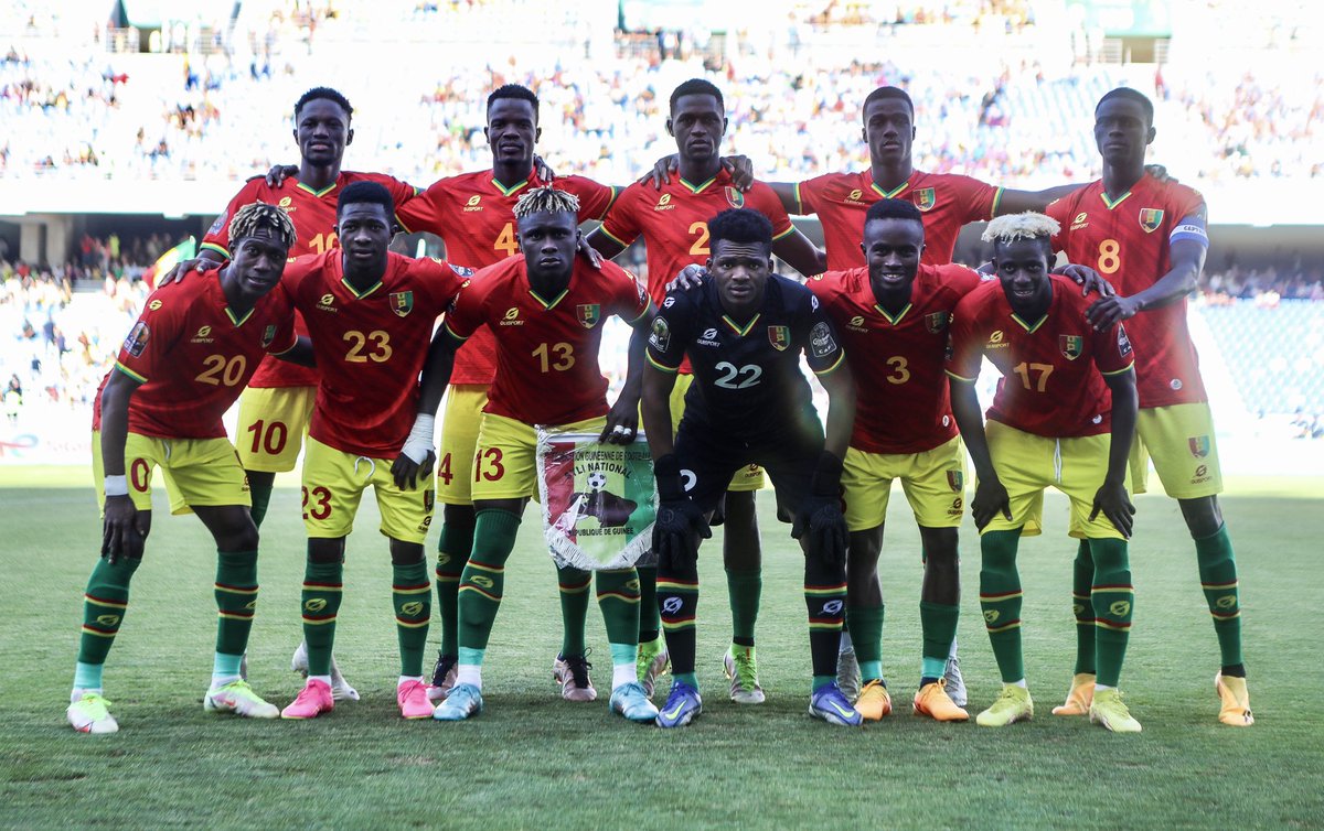 fgfofficiel's tweet photo. 𝙁𝙄𝙉 𝘿𝙐 𝙈𝘼𝙏𝘾𝙃 | MAL 0️⃣-0️⃣ GUI (4-3 TAB)
Le match se termine sur une défaite de la Guinée. Dos à dos dans le temps réglementaire, le Syli National U23 a échoué aux tirs au but (4-3).
#FGF | #ConorFGF | #MALGUI | #SyliNationalU23 | #GbinGbinSo https://t.co/qkeCRX35l7