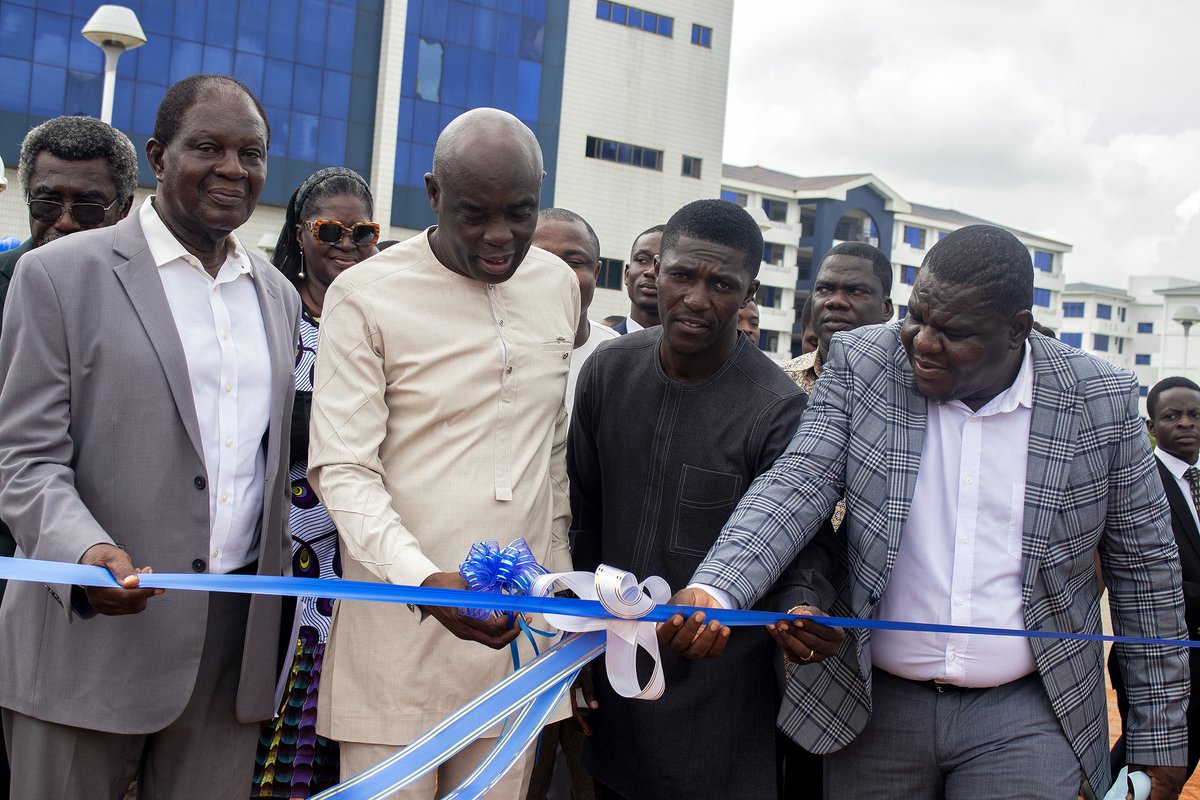 upsaccra's tweet photo. Earlier today, the Vice-Chancellor of @upsaccra , Professor Abednego F. O. Amartey, led a team of senior management officials in a ground-breaking ceremony for the construction of a multipurpose lecture hall and management residential facility on the university campus.

1/2 https://t.co/s5teSCha2Z