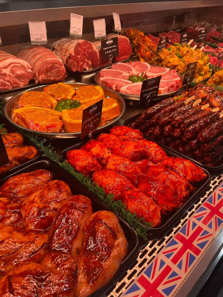 All fingers crossed the sun stays out this weekend for #NationalBBQWeek 

Don't forget to head to your nearest farm shop for the tastiest and most local of wonderful British meat!

📸 credit @moorfarm1 - and if you're near them, definitely head over for your #BBQ supplies! 🌭🥩🥗