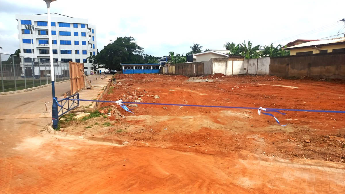 upsaccra's tweet photo. Earlier today, the Vice-Chancellor of @upsaccra , Professor Abednego F. O. Amartey, led a team of senior management officials in a ground-breaking ceremony for the construction of a multipurpose lecture hall and management residential facility on the university campus.

1/2 https://t.co/s5teSCha2Z