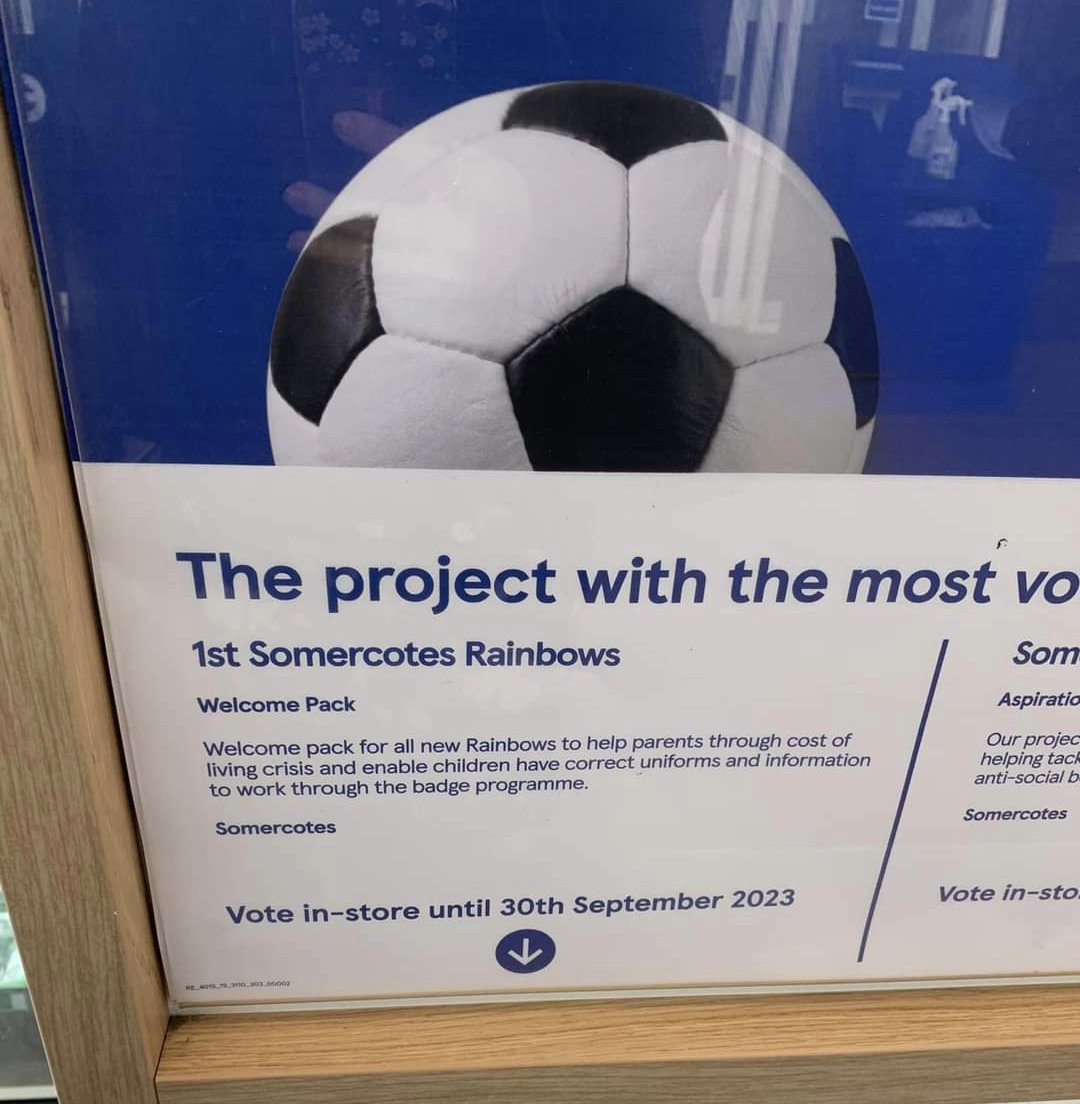 SarahThroup's tweet photo. Local tweeters, if you're shopping in Alfreton Tesco, pls pop a token in for our Rainbows..an incredible bunch of 5 &amp; 6 year olds looking, learning, laughing &amp; loving this world of ours 🥰
We want to give all girls the same opportunities &amp; and this will really help 😊 https://t.co/5ctkQet6iV
