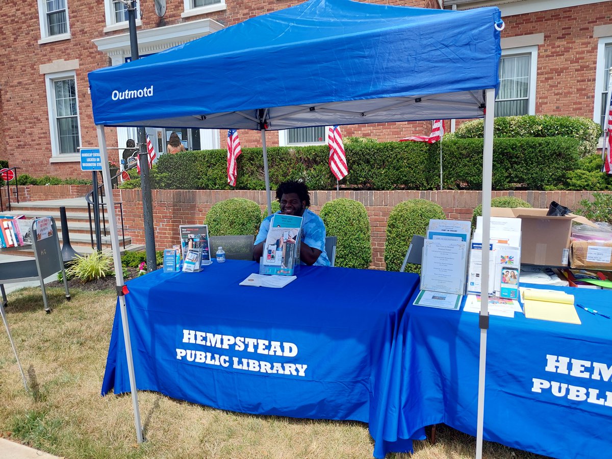 Hempstead_PL's tweet photo. Our first #FrontLawnFriday of the summer was a huge success! Thank you to @SenKevinThomas and all
the wonderful organizations who shared the day with us! https://t.co/0yXX6YJzmc
