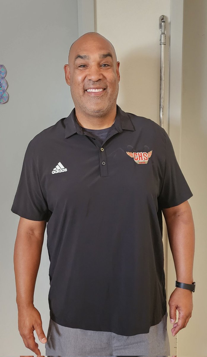CHS is pleased to welcome back Coach Hernan Santiago as the head boys basketball coach. Coach brings many years of experience and league titles with him. <a href="/KernHighNetwork/">Kern High Network</a> <a href="/BVarsityLive/">BVarsityLive</a> <a href="/CifCentral/">CIF Central Section</a> <a href="/PAGMETER/">PAGMETER</a> <a href="/paulmeadors/">Paul Meadors</a> <a href="/gabecamarillo_/">Gabe Camarillo</a> <a href="/HometownBAK/">Hometown Sports</a>