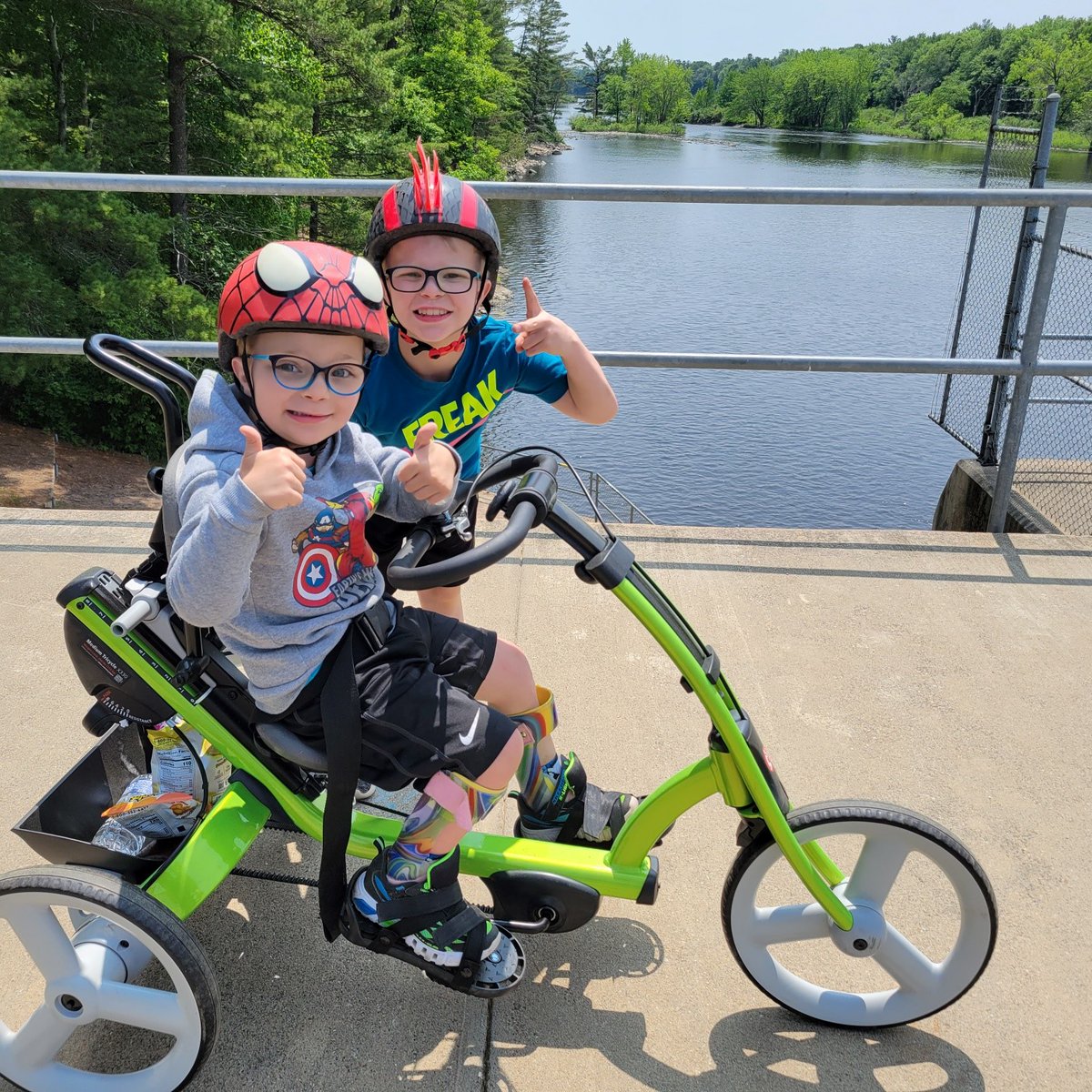 Variety of Wisconsin tweet media