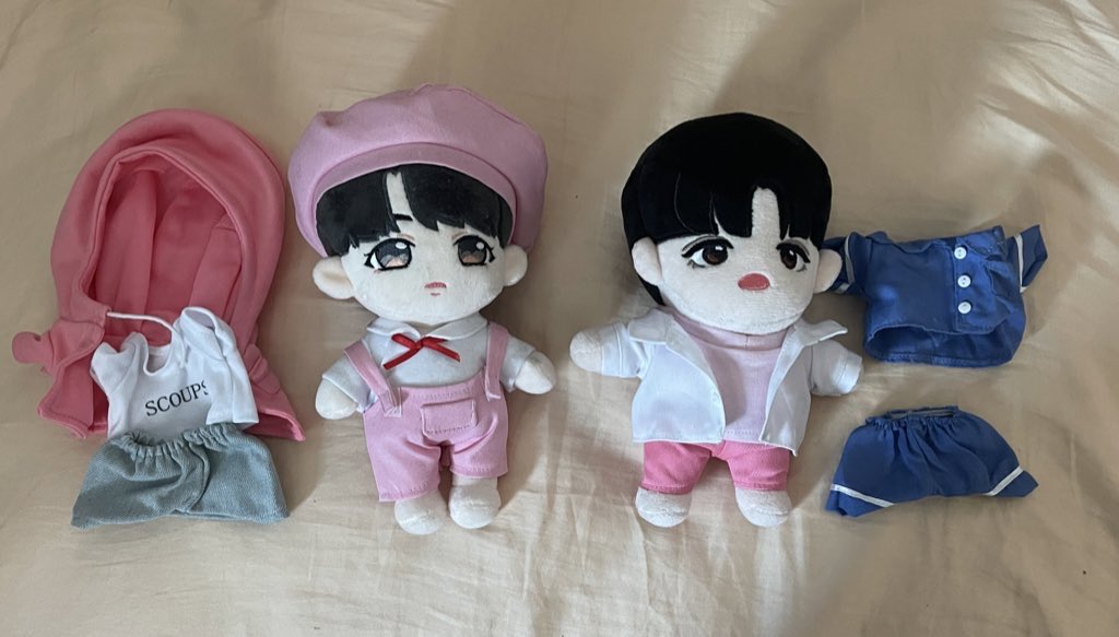 coupscorgi's tweet photo. 🇺🇸 USA WTS: Seventeen S.COUPS fanmade 20cm dolls: Couper Star (2018) &amp; Coucoucheol (2019)💗 
에스쿱스 인형 
✨ DM, serious inquires only!
Both dolls come with all original clothing, only have slight dust otherwise like new condition
#Seventeen #세븐틴 #SCOUPS #에스쿱스 https://t.co/nnKGrH6XDL