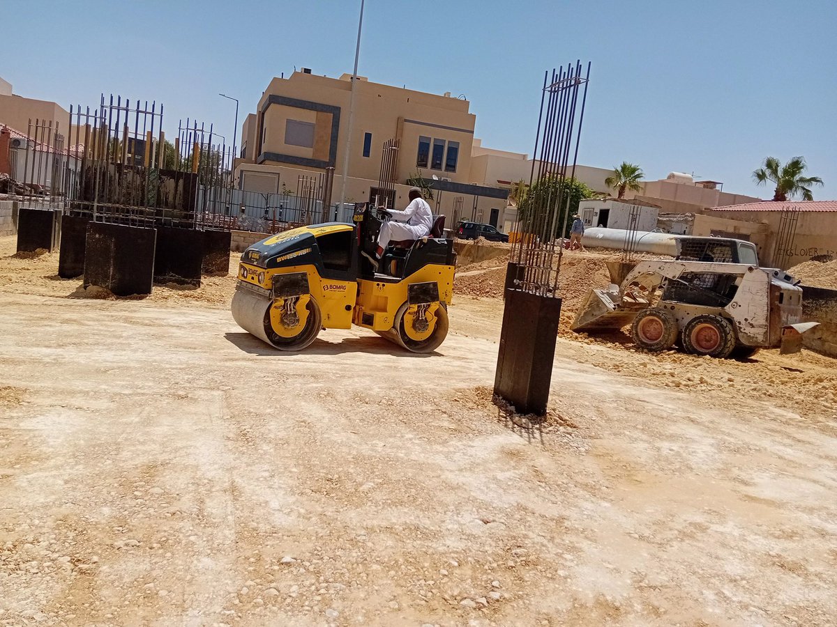 codefingerprint's tweet image. مشروع تنفيذ #فيلا المصيف 
نعمل بطريقه  احترافيه عاليه ف البناء وتشييد 
من حفر وصبة نظافه كامل الارض 
وتنفيذ القواعد على ارض صبه 
والعزل والدفان على طبقات وفحص كل طبقه وضمان على جميع الاعمال المنفذه
#بصمة_الكود