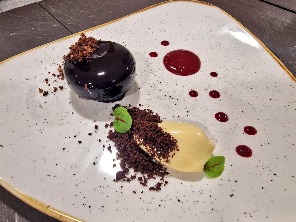 Ben Cook tweet media