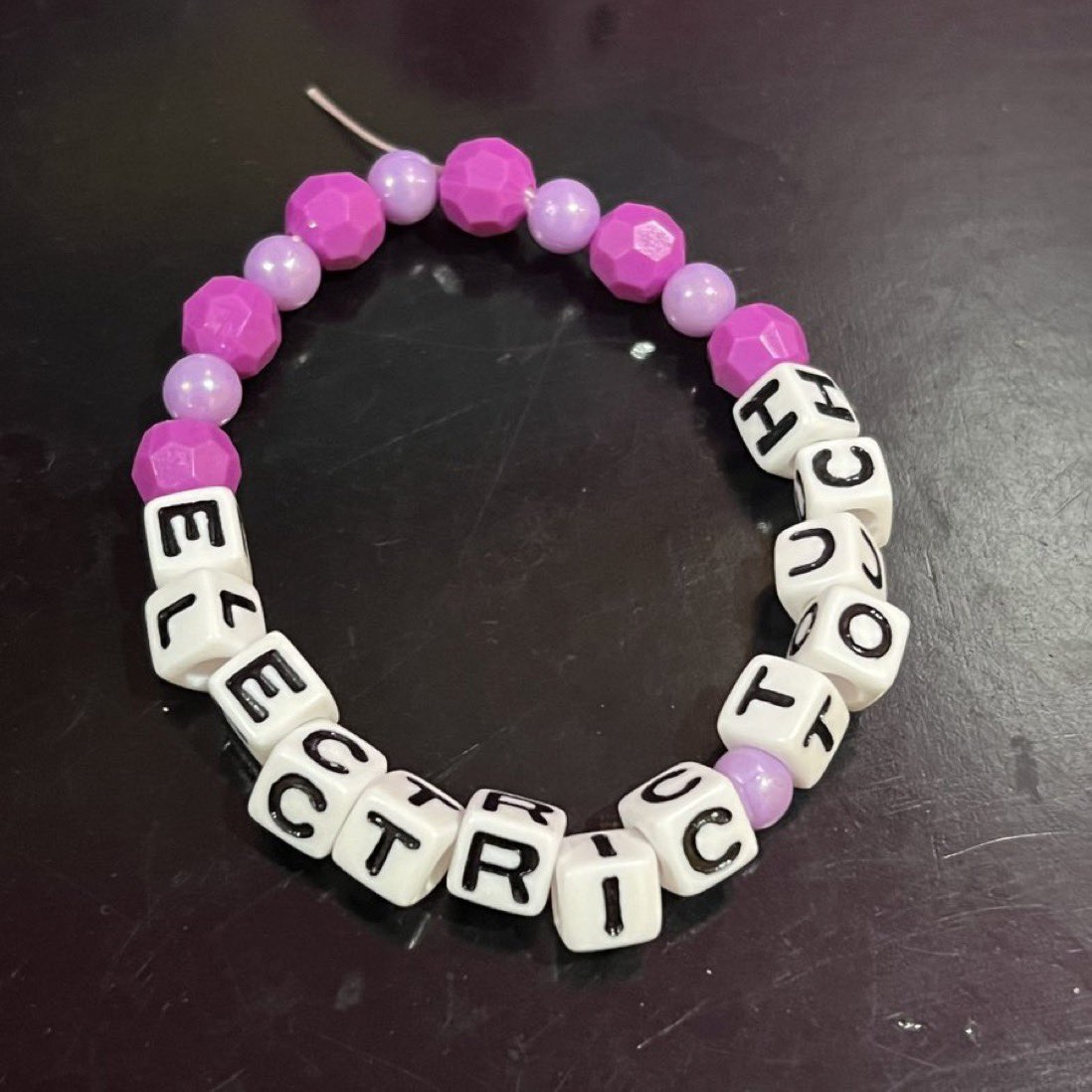 falloutboy's tweet photo. your Electric Touch bracelets are everything ⚡️💜

@hereismuna
@endersqu1d
@stxrfxcker
@styledmidnights https://t.co/5QtcJNdLOM