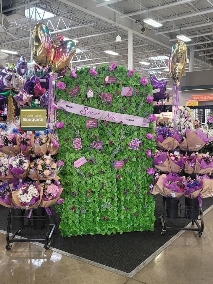 no store does more than MY HEB omg