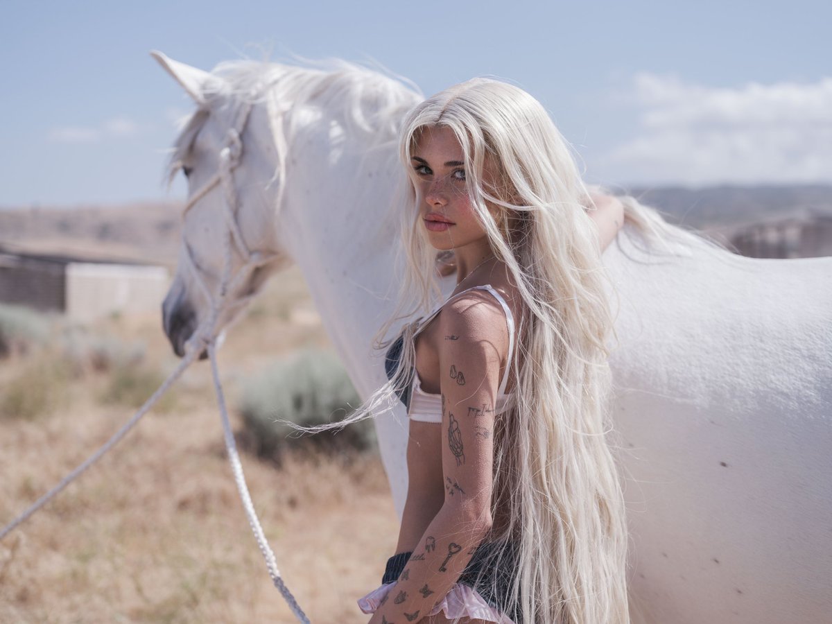 nessabarrett's tweet photo. one week til hell is a teenage girl slay ❤️‍🔥 
https://t.co/0DgETamtnW https://t.co/nsyGwYfgtl
