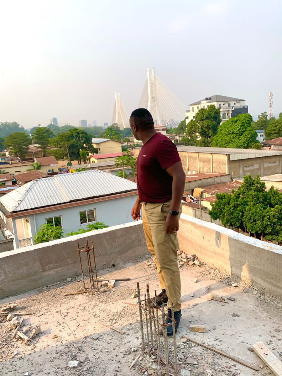Check out the progress of this modern apartment in #Bacongo with the best views overlooking the city of #kinshasa 

Follow!

#fdgafrica #Brazzaville #PointeNoire #architecture #ecofriendly #design #green #sustainableliving #RwOT #lifestyle #Kigali #Rwanda #Congo