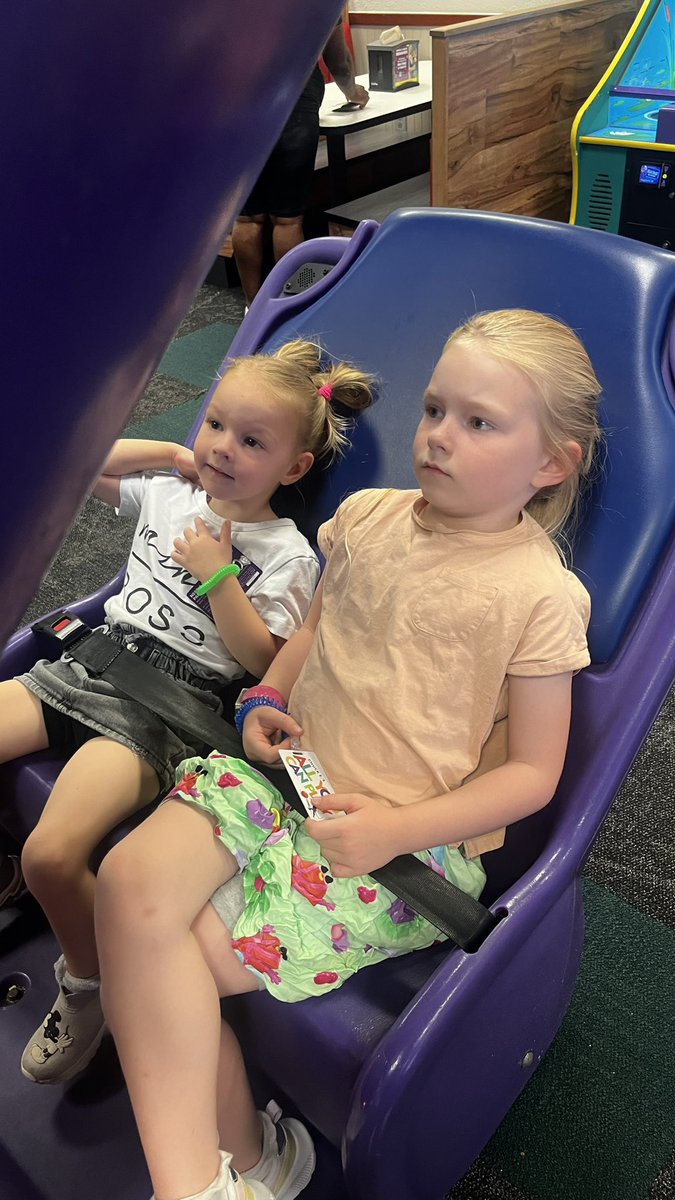 First Friday home in 6 weeks! 🙌🏻 Cartoons in bed, dentist appt., Chuck-E-Cheese, and now naps for all the girls and work for me!