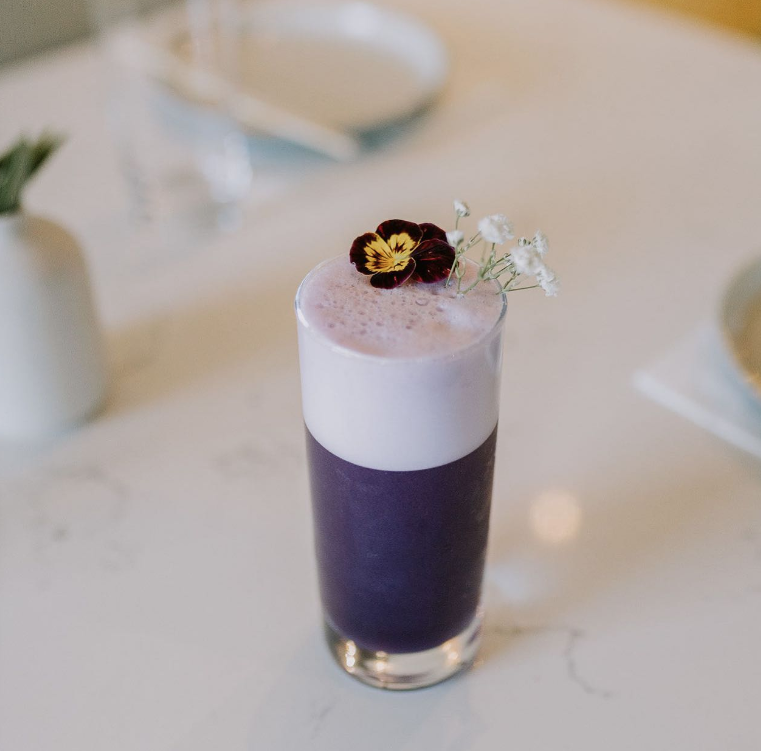 HandleDistrict's tweet photo. Cool down with a tasty cocktail at Saigon Alley. #HandleDistrict #MidtownSacramento
.
📷 via @saigonalley via IG https://t.co/9gfWjFnHKA