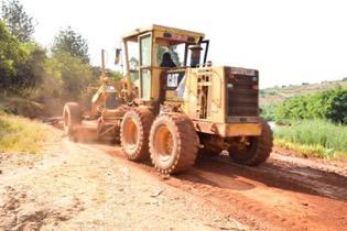 MilteBurundi's tweet photo. La route Ruvubu vers #Mugera en cours de réhabilitation pour améliorer son état de praticabilité. @NtareHouse, 
@BurundiGov, 
@ARBurundi 
@Capt_Dukundane https://t.co/aeomMYVbUJ