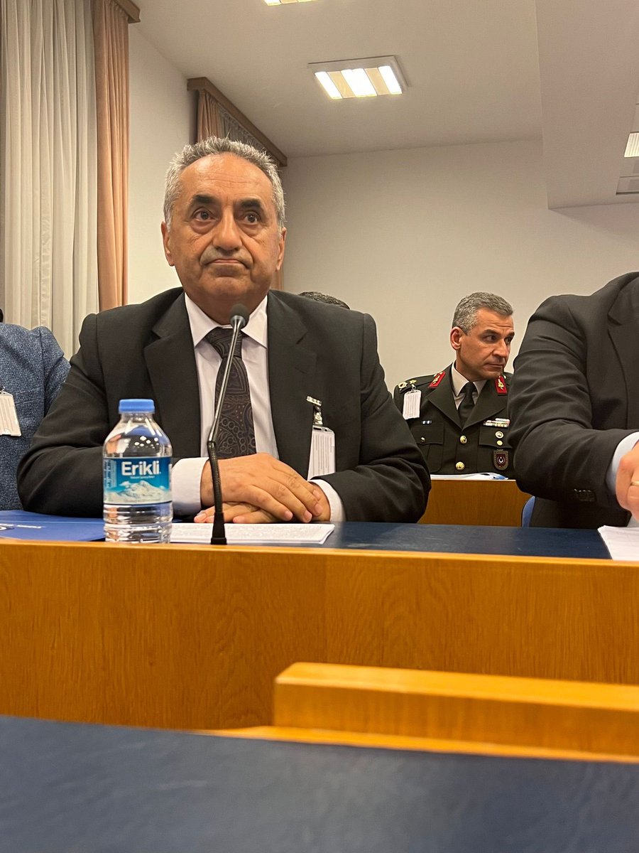 Memur emeklilerimize yapılacak zam oranı % 25’e yükseltilmiş olup, gerek memurlarımıza, gerek memur emeklilerimize yapılacak olan zam oranı, beklentilerimizi karşılamamış, mağduriyetleri ortadan kaldırmamıştır. Memur ve memur emeklilierimize hak ettikleri maaş ve ücretler için