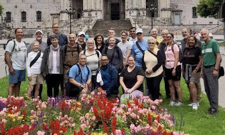 jesuitschools's tweet photo. The pilgrimage followed the footsteps of Saint Ignatius Loyola, stopping at various points along the way including Montserrat and Manresa. 2/2 https://t.co/pb43QFJimF
