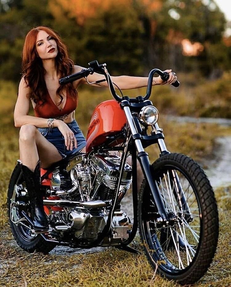 CAT1PRO's tweet photo. #BikeNightFriday 

                         #UrgentMessage 

#FrontEndFriday 

                         #Bikers https://t.co/9agatpGxDF