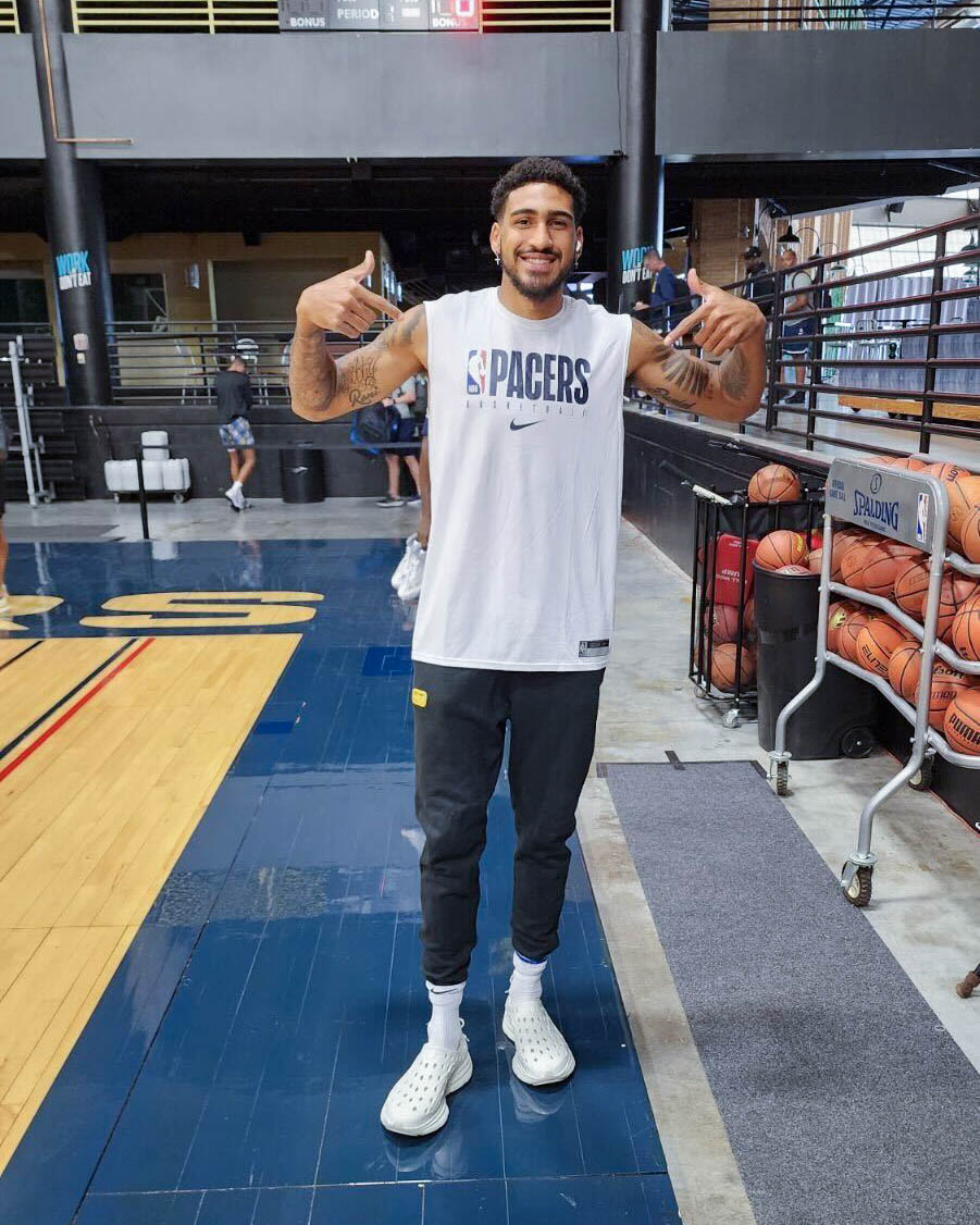 Pacers's tweet photo. Obi Toppin is already reppin' the squad in Vegas. 🤩 https://t.co/WPF74woV90