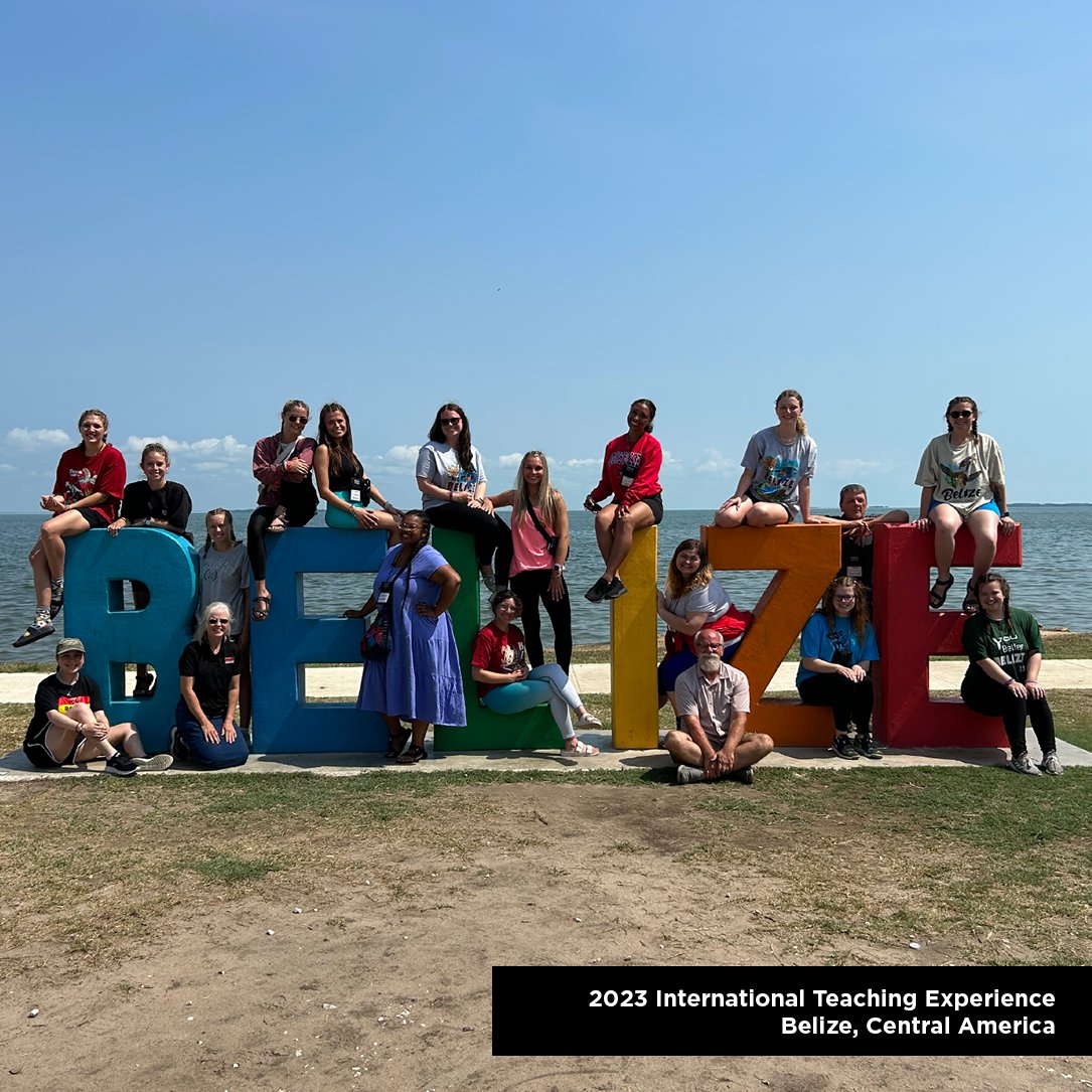UofLCEHD's tweet image. This summer, 47 students from the CEHD, ventured far beyond campus on three international learning opportunities. Read more about their adventures abroad: bit.ly/3rivIit

#InternationalLearning #TeamCEHD #WeAreUofL #UofL #UniversityOfLouisville #GoCards