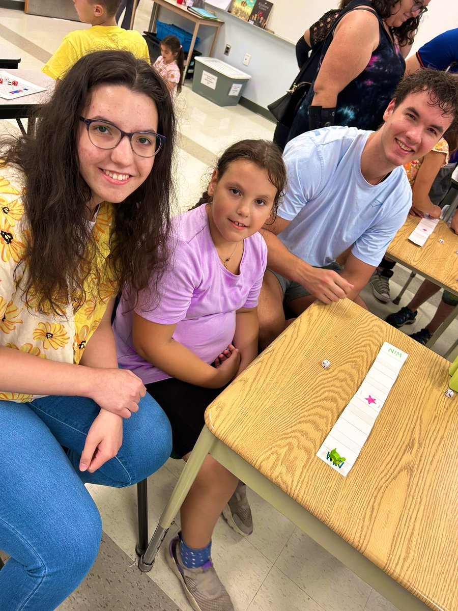 #CampWonder had fun playing math games with families during our first Parent Engagement “Fun Friday”! Thank you to our families for joining us😊➕➗✖️➖#GECDSBSLP2023 <a href="/gecdsbpro/">GECDSB PR</a> <a href="/PrincipalONeil/">Dustin O'Neil</a> <a href="/LucyTrudell/">Lucy Trudell</a>