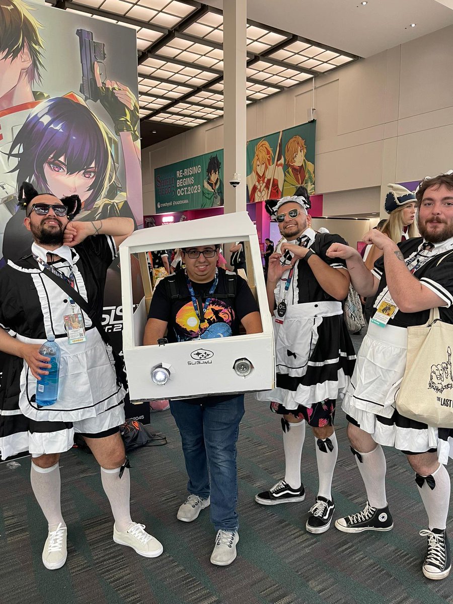 DeadxMilkman's tweet photo. Successful #AnimeExpo outing. https://t.co/FtP8NV54CP