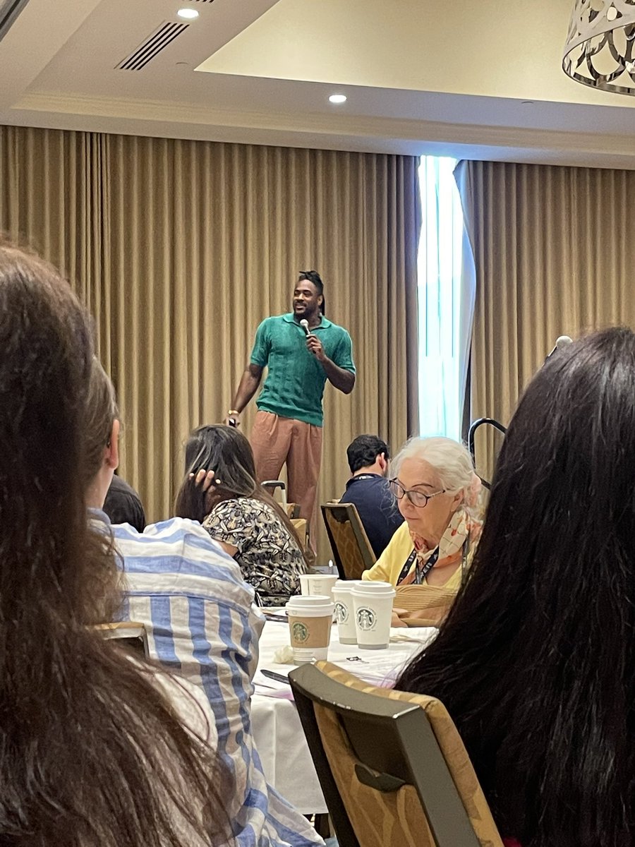 MrsFernMcD's tweet photo. As I head home from the OECTA Teachers as Leaders conference, I have lots to reflect on and put back in my classroom. From @AngelaSterritt teaching about the importance of compassion, curiosity and courage. To @thelipscombe discussing diversity #makeitawkward. #OECTATasL2023 https://t.co/HwivNsbfg6