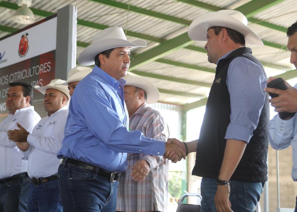 solosoymau's tweet photo. @Khrikis @MoninonaSweet Yo veo mucha unión con Cabeza de Vaca https://t.co/8lwoutcZpl