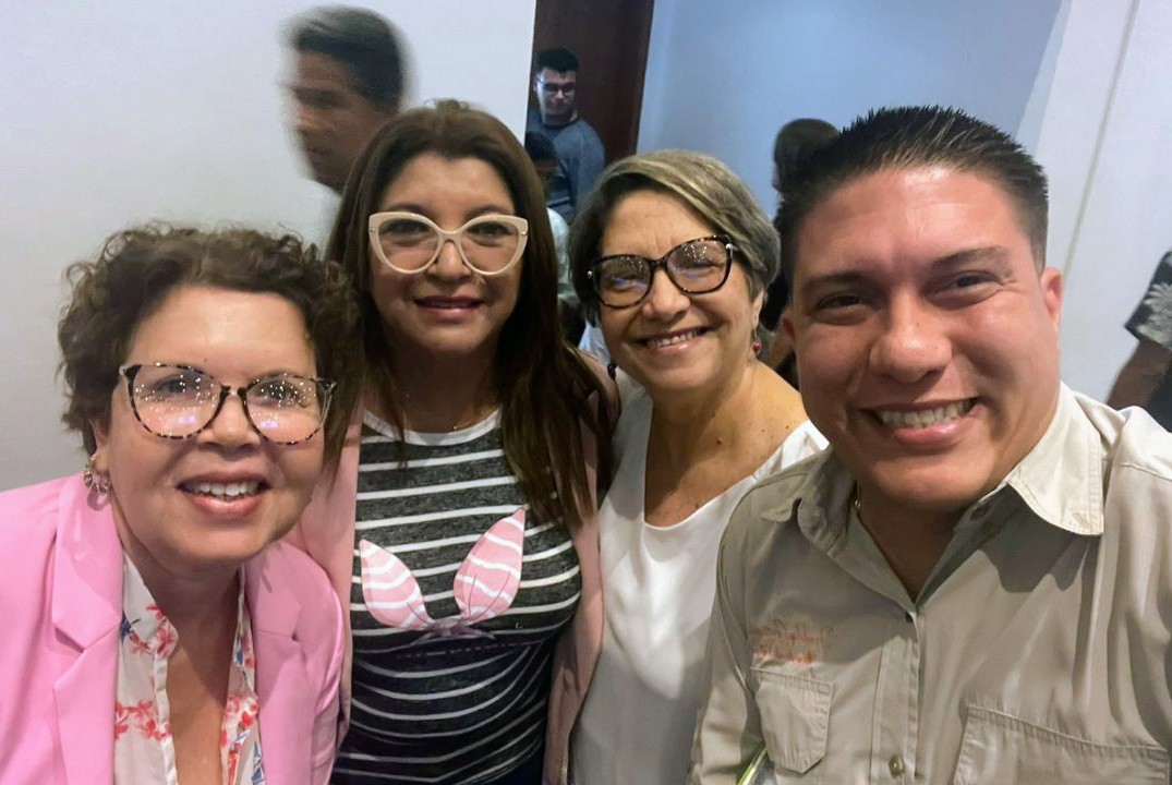 #Miranda 1er Taller de Formación para Sociedades Patrióticas del estado, organizaciones que llevarán a sus comunidades los principios bolivarianos. Actividad realizada por la Gobernación del estado Miranda y la Red de Historia, Memoria y Patrimonio <a href="/HectoRodriguez/">Héctor Rodríguez C.</a> <a href="/_LaAvanzadora/">Yelitze Santaella</a>